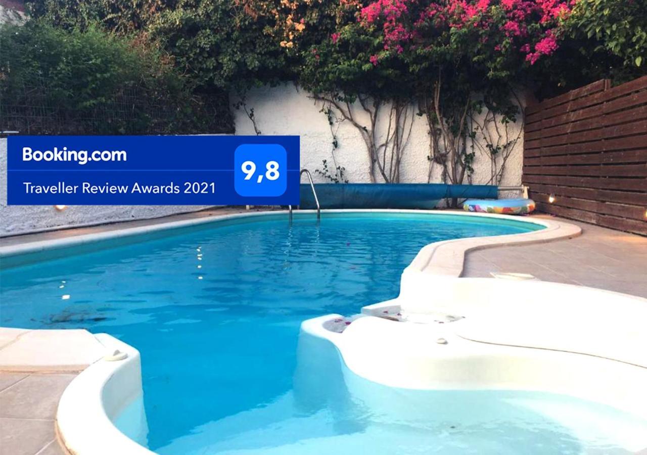 Villa Christina With Private Pool In Saronida, Near Stunning Beaches, Athens Airport & Sounio Exteriör bild